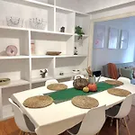 Marukichan, En El Centro De Lägenhet Vigo