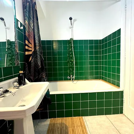 Apartman Marukichan, En El Centro De