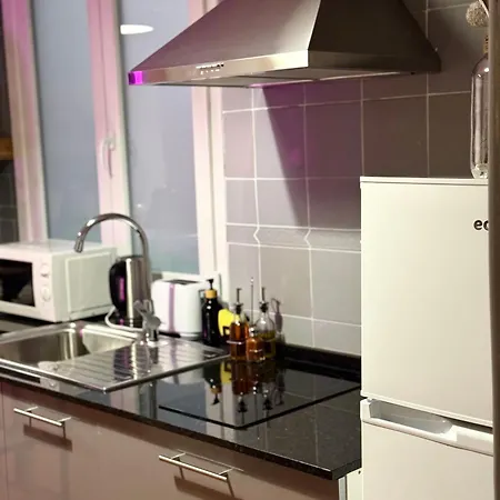 Marukichan, En El Centro De Apartman *