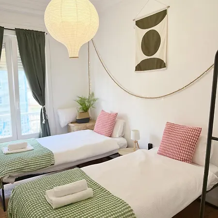 Marukichan, En El Centro De Apartament