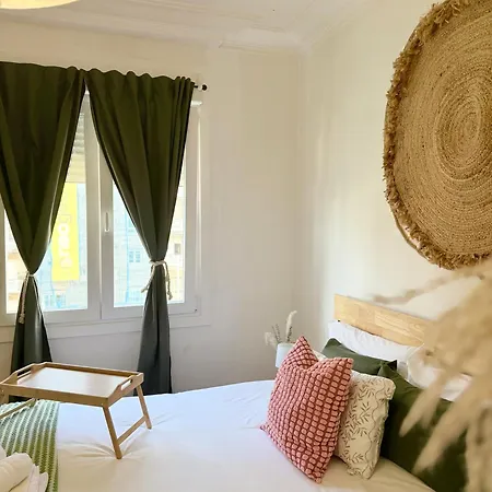 Marukichan, En El Centro De Apartman Vigo